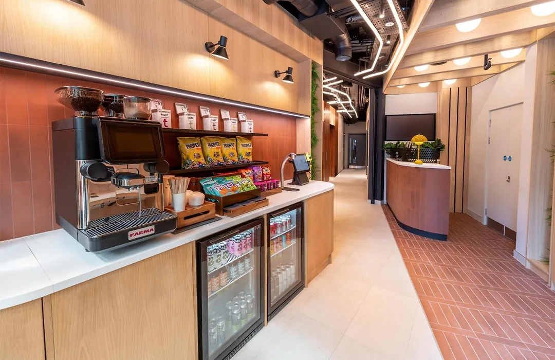 Yotelpad London Stratford, Select By Hilton-1