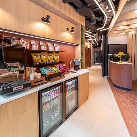 Yotelpad London Stratford, Select By Hilton-3